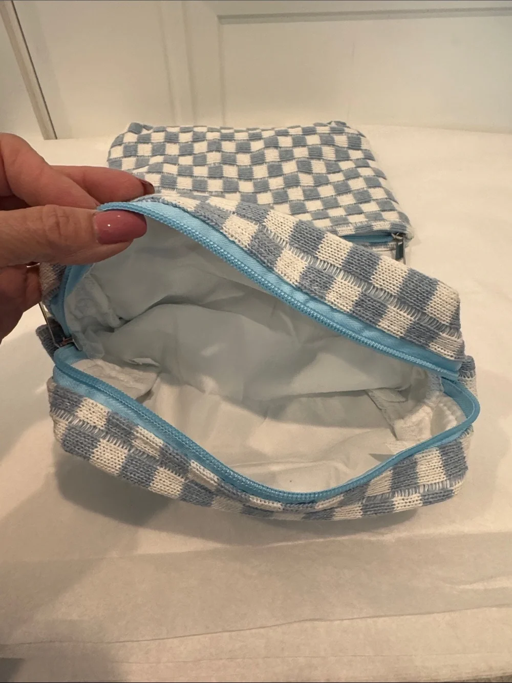 Blue and White Checker Knit Cosmetic Pouch Set